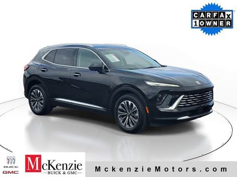 Used 2025 Buick Envision Preferred AWD/4WD image 1