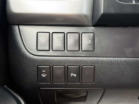 Used 2016 Toyota Highlander Limited AWD/4WD image 22