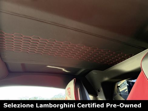 Used 2024 Lamborghini Revuelto image 25
