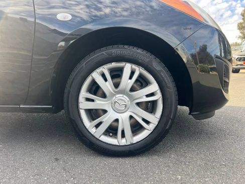 Used 2014 MAZDA MAZDA2 Sport FWD image 5