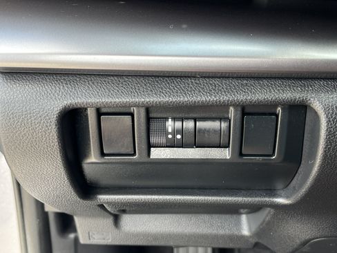 Certified 2025 Subaru Impreza 2.0i Sport AWD/4WD image 14