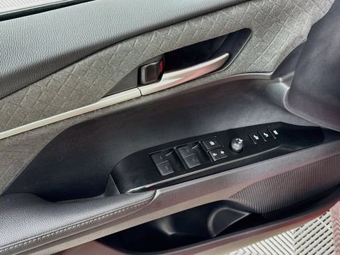 Used 2025 Toyota Camry XLE w/ Premium Package FWD image 18