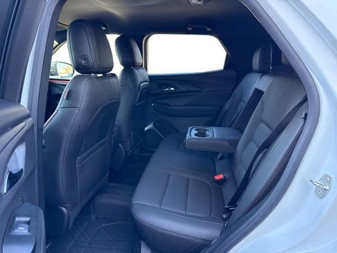 Used 2024 Chevrolet TrailBlazer RS w/ Convenience Package image 11