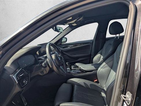 Used 2023 BMW 530i w/ M Sport Package RWD image 12
