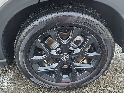 Used 2024 Honda HR-V Sport image 8