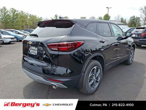 New 2025 Chevrolet Blazer LT image 13