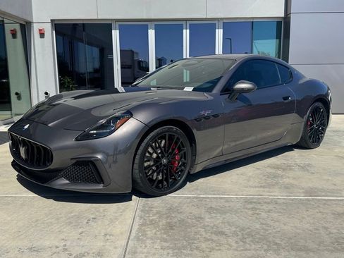 Certified 2024 Maserati GranTurismo Trofeo AWD/4WD image 4