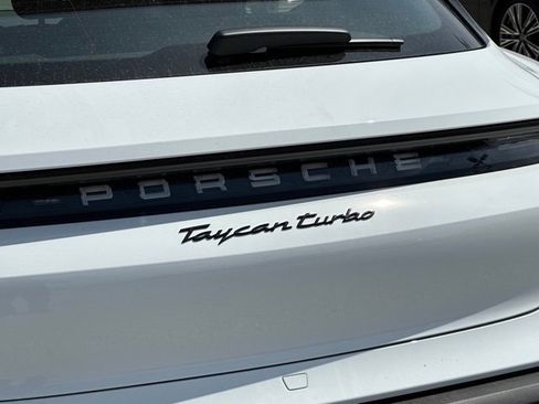 New 2023 Porsche Taycan Cross Turismo image 10