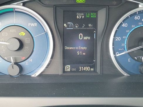 Used 2017 Toyota Camry XLE w/ Moonroof Package image 20