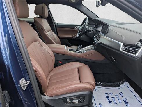 Used 2022 BMW X6 M50i w/ Executive Package image 22