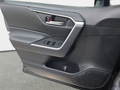 Certified 2025 Toyota RAV4 XLE image 24