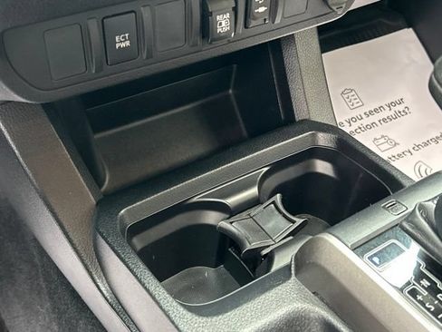 Used 2019 Toyota Tacoma SR5 AWD/4WD image 58