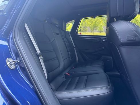 Certified 2025 Porsche Macan GTS AWD/4WD image 19