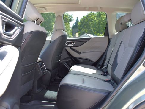 Used 2020 Subaru Forester Limited AWD/4WD image 28