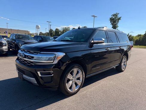 Used 2024 Ford Expedition Max Platinum AWD/4WD image 6