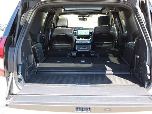 Used 2025 Ford Expedition Tremor AWD/4WD image 55