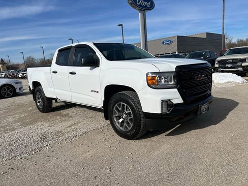 Used 2022 GMC Canyon AT4 image 1