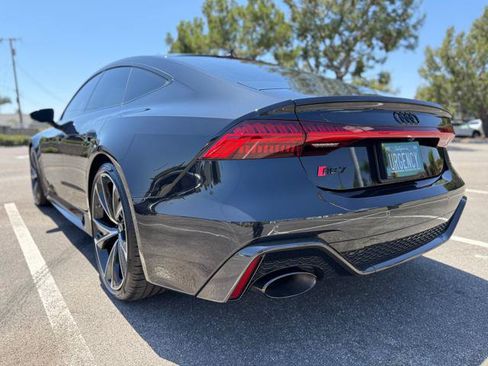 Used 2022 Audi RS 7 Sportback AWD/4WD image 4