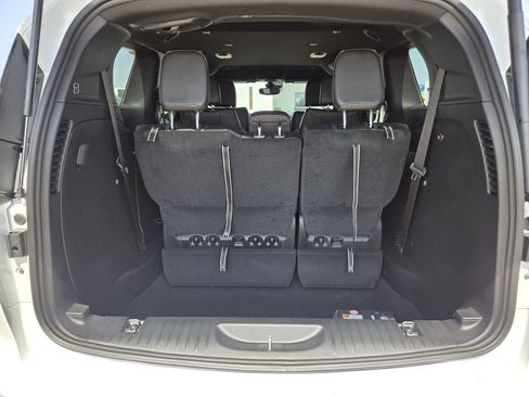 New 2026 Chrysler Pacifica Select FWD image 23