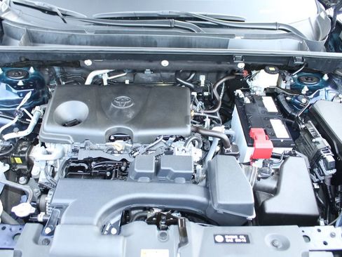 Used 2025 Toyota RAV4 XLE image 33