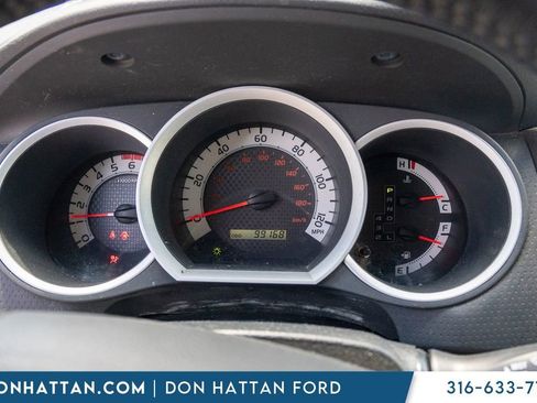 Used 2015 Toyota Tacoma PreRunner w/ TRD Sport Package RWD image 8