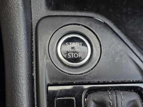 Certified 2025 Nissan Sentra S FWD image 22