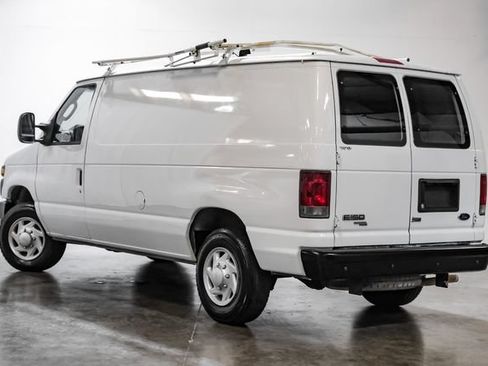 Used 2011 Ford E-150 and Econoline 150 RWD image 14