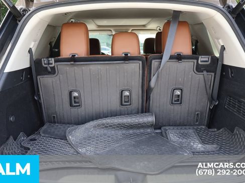 Used 2023 Nissan Pathfinder Platinum w/ Cargo Package AWD/4WD image 23