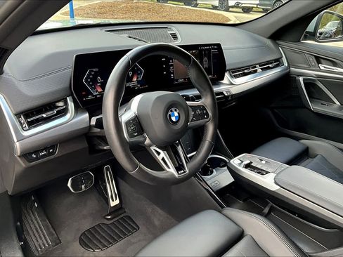 Certified 2025 BMW X2 xDrive28i AWD/4WD image 17