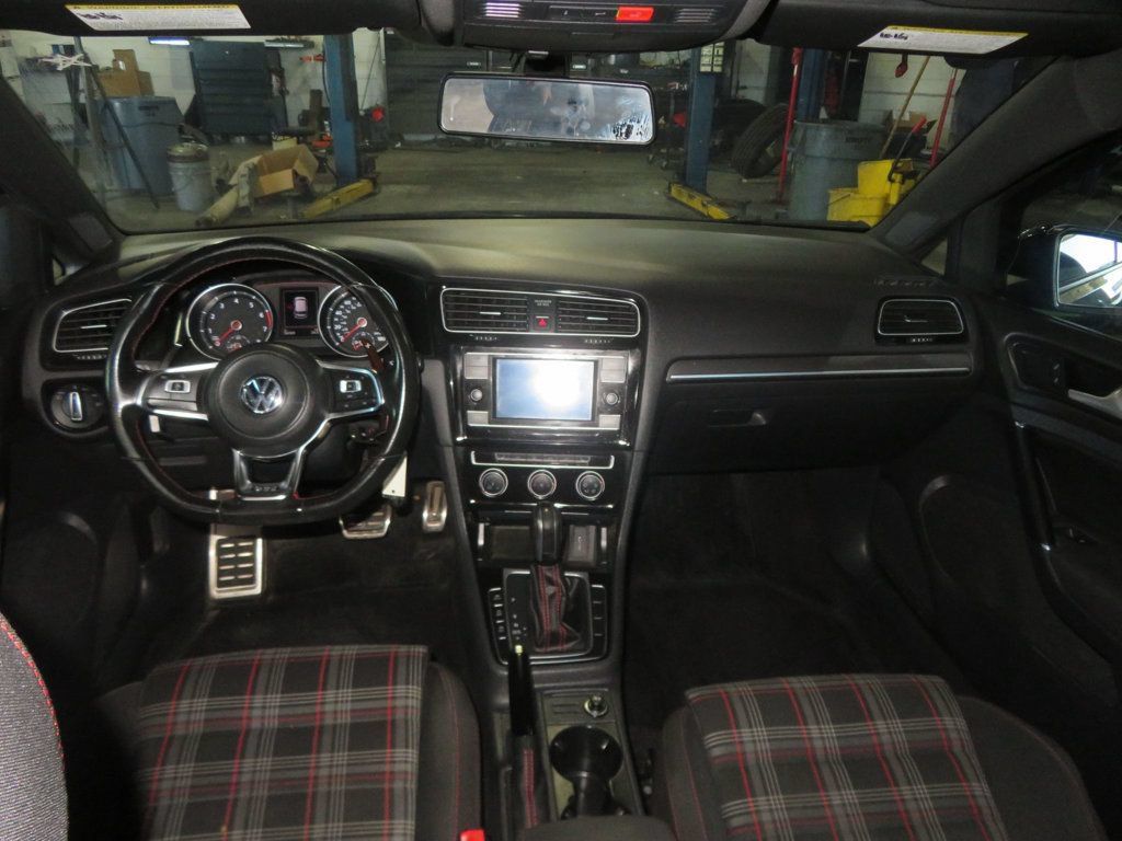 Used 2020 Volkswagen GTI S FWD image 34