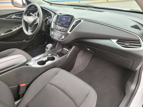 Used 2023 Chevrolet Malibu LT w/ Driver Confidence Package FWD image 8