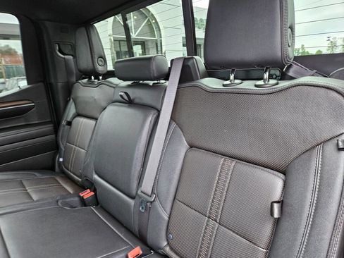 Used 2024 Chevrolet Silverado 1500 High Country w/ Technology Package AWD/4WD image 15