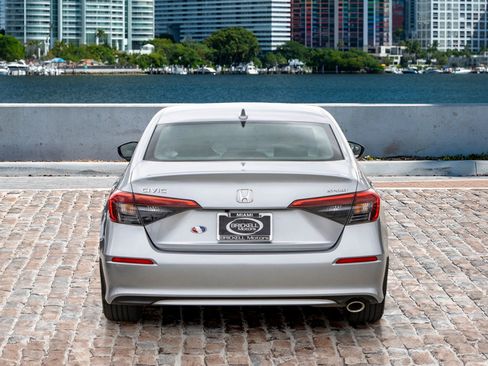 Certified 2024 Honda Civic Sport image 6