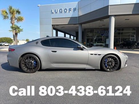 Used 2024 Maserati GranTurismo Trofeo AWD/4WD image 2