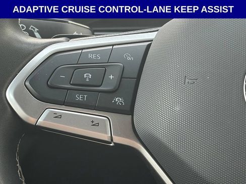 Used 2024 Volkswagen Atlas SE FWD image 8