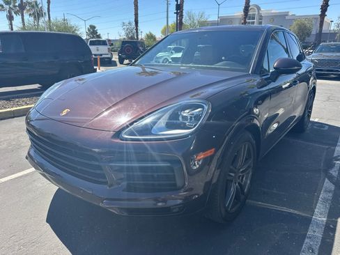 Used 2019 Porsche Cayenne S AWD/4WD image 17