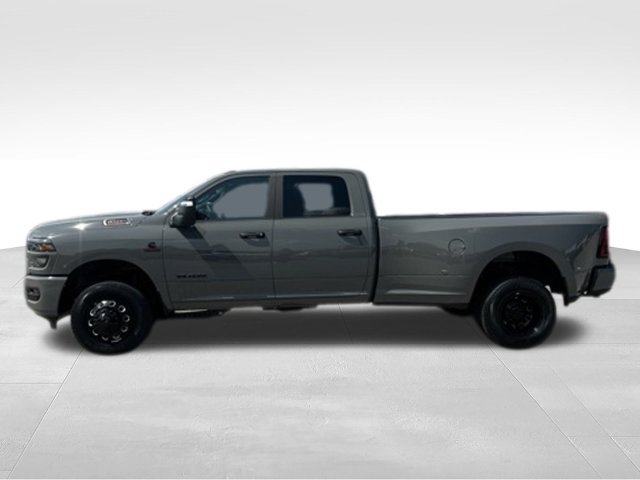 New 2026 RAM 3500 Big Horn AWD/4WD image 2