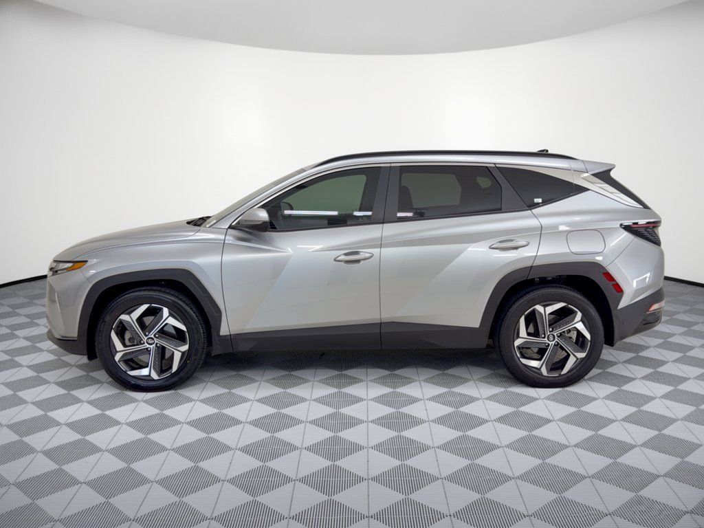 Used 2023 Hyundai Tucson SEL w/ Convenience Package FWD image 2