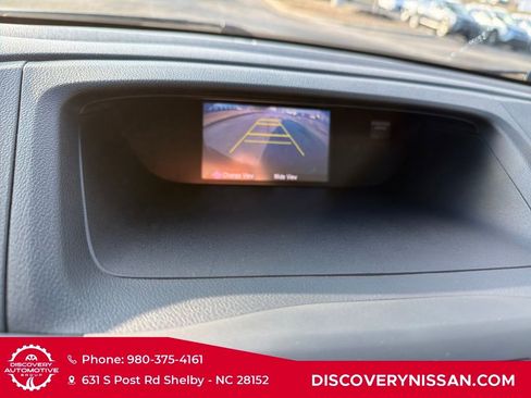 Used 2015 Honda CR-V LX image 17