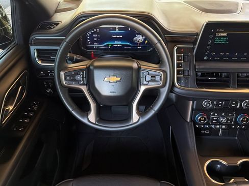 Used 2024 Chevrolet Tahoe High Country AWD/4WD image 14