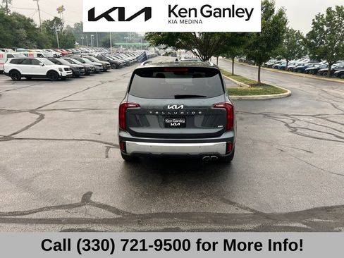 Certified 2024 Kia Telluride S w/ S Sunroof Package AWD/4WD image 13