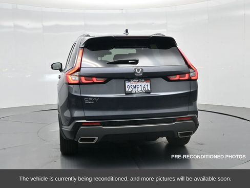 Used 2025 Honda CR-V Sport image 8