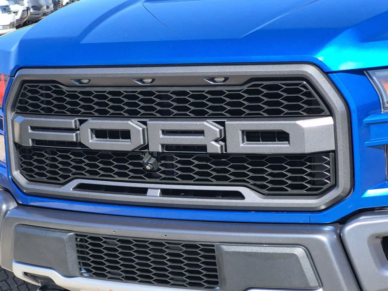 Used 2018 Ford F150 Raptor w/ Equipment Group 802A Luxury AWD/4WD image 12