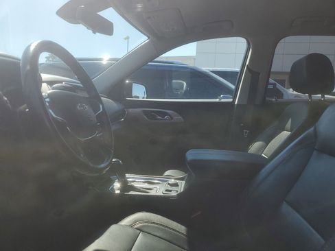 Used 2020 Chevrolet Traverse RS w/ LPO, Floor Liner Package image 8