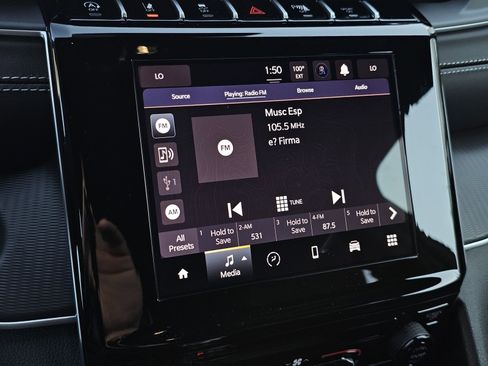 New 2025 Jeep Grand Cherokee L Laredo image 11