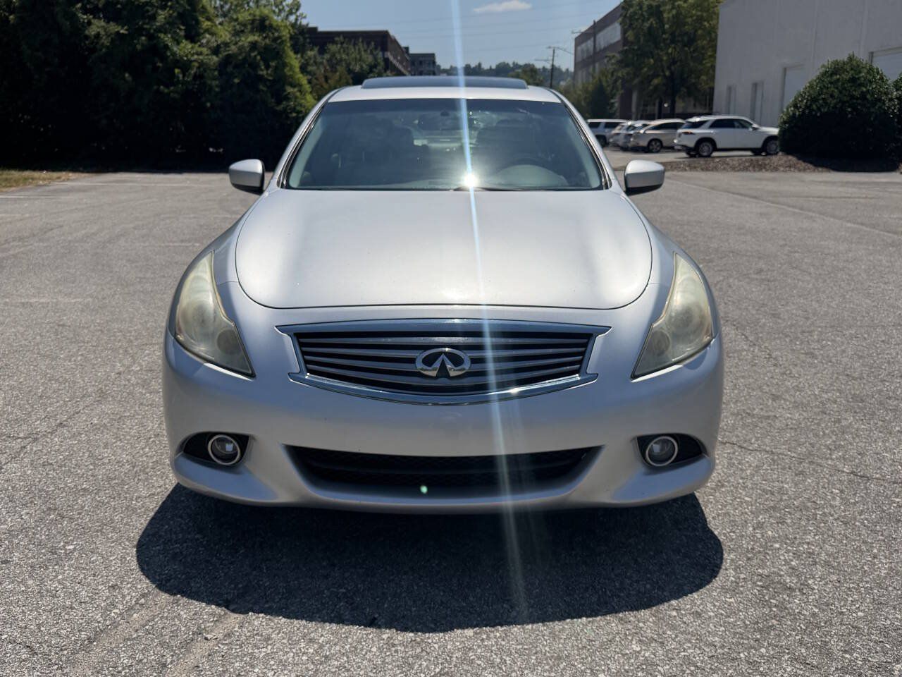 Used 2010 INFINITI G37 Journey w/ Premium Pkg RWD image 3