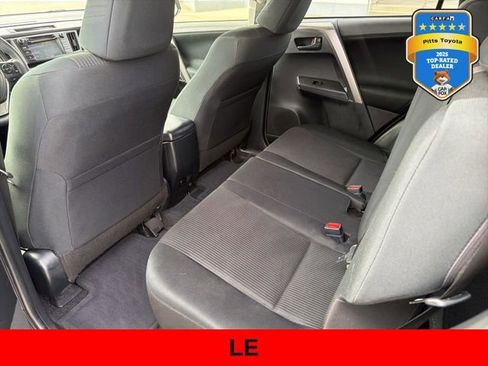 Used 2018 Toyota RAV4 LE image 12