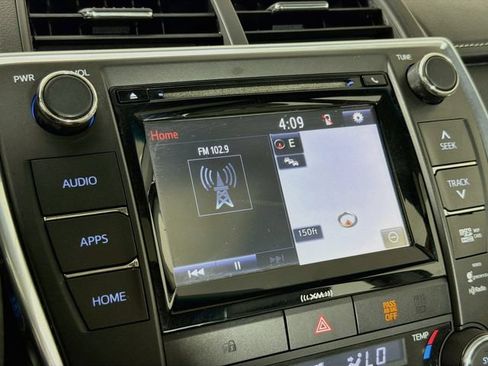 Used 2016 Toyota Camry XLE w/ Moonroof Package FWD image 20