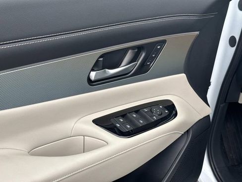 New 2026 Nissan Murano SL image 23