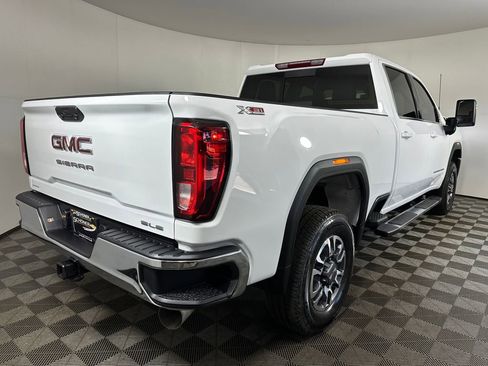 Used 2025 GMC Sierra 2500 SLE AWD/4WD image 5